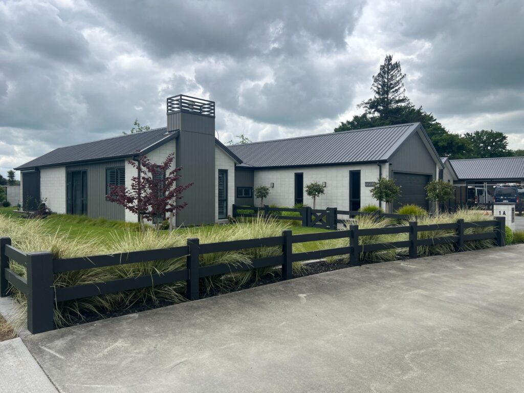 5 Things to Check Before Buying Timber Fencing in New Zealand Featured Picture